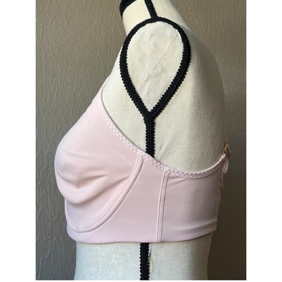 Athleta Sports Bra 34DD Cross Back Women's Pink Underwired Lightly Padded Lined - Picture 2 of 7
